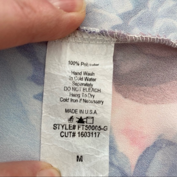 Floral print top - Picture 6 of 6